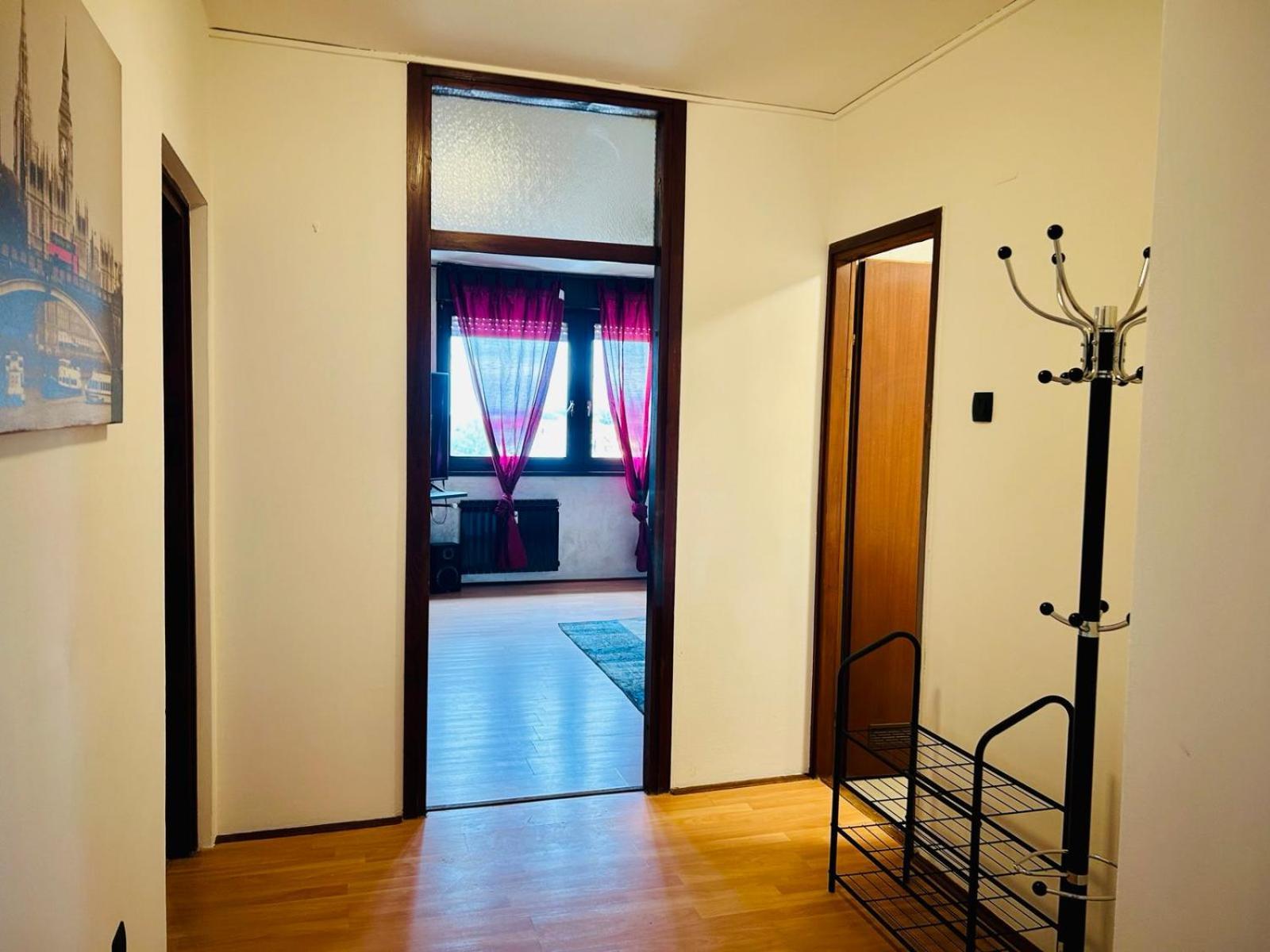 Fly By Suite - Zagreb Airport - 0-24H Self Check In&Out - Parking On Site Velika Gorica Eksteriør billede